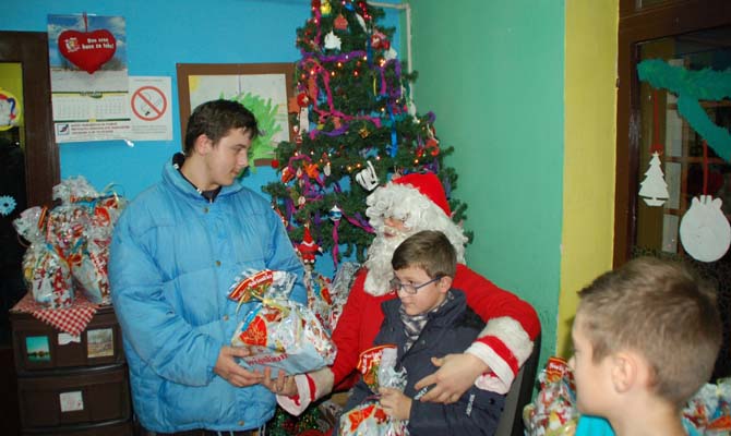 Biserben jáert a télapó 2016.